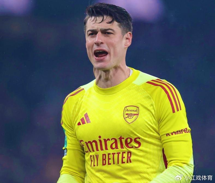 曼城联赛杯决赛险胜阿森纳 奥赖利双响助球队首